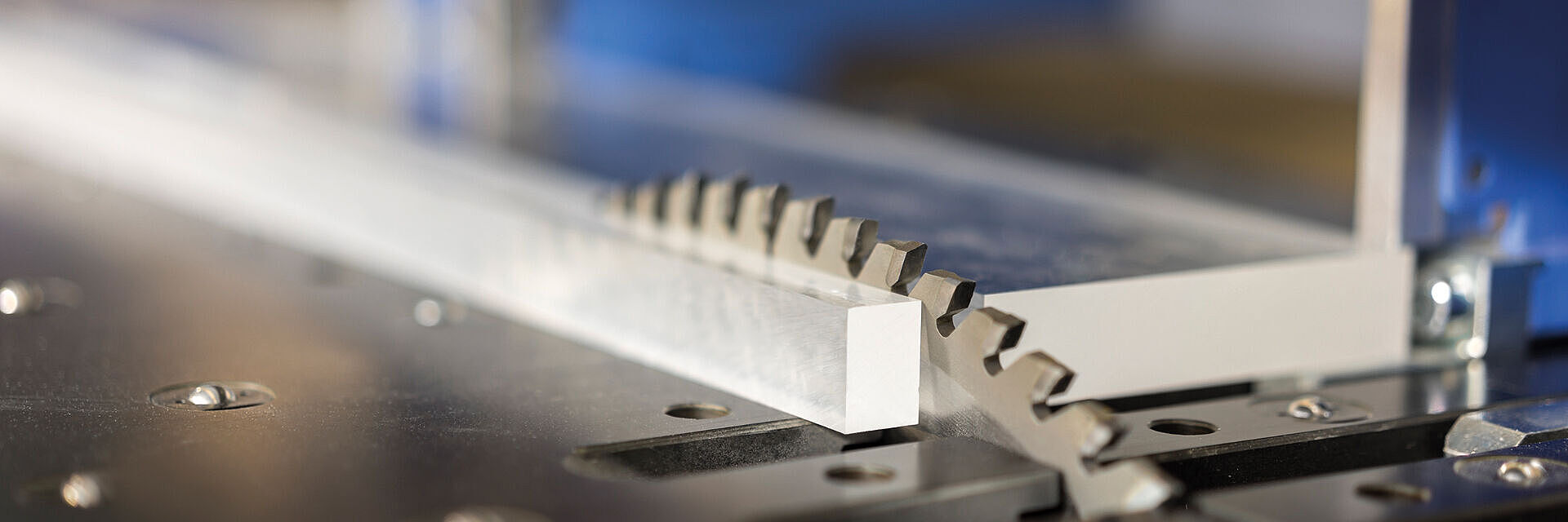 Leitz Cirkelzaagblad BrillianceCut op platenopdeelzaag plexiglas